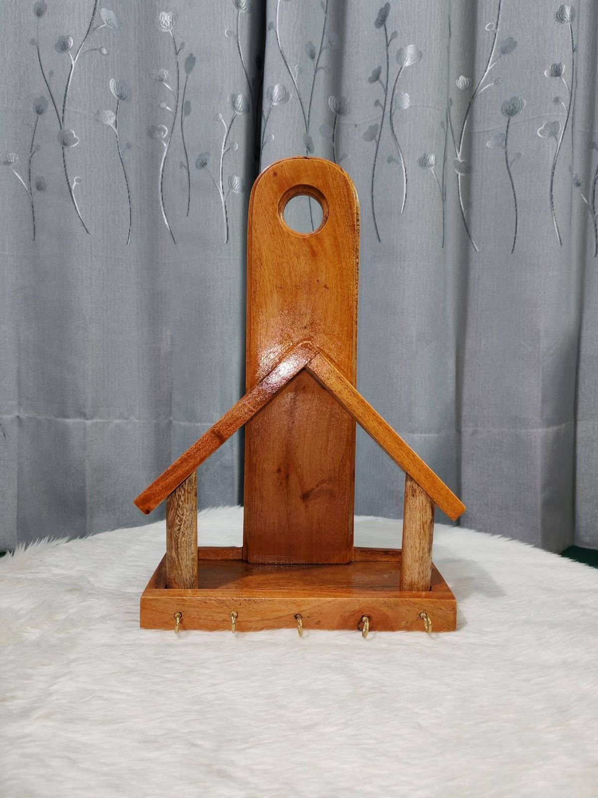মেহগনি কাঠের ঘড় কী হোল্ডার / শোপিস - Image 2