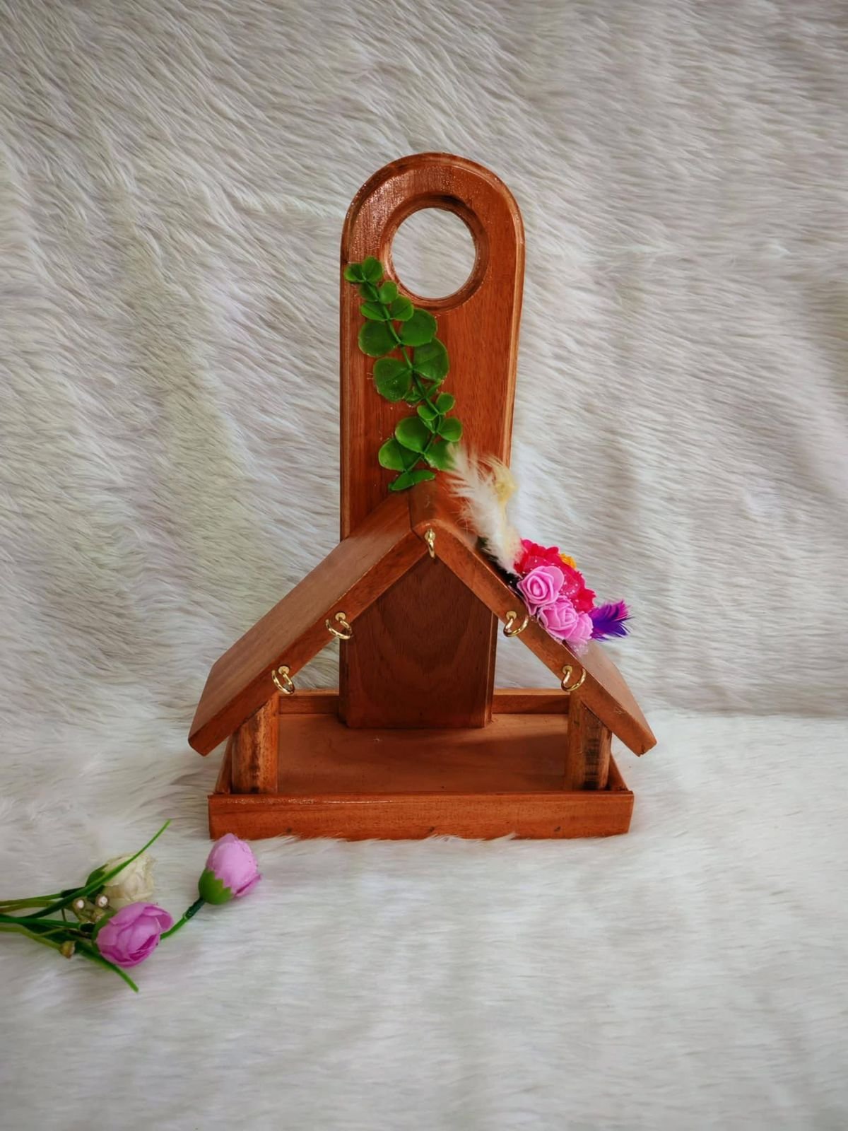 মেহগনি কাঠের ঘড় কী হোল্ডার / শোপিস